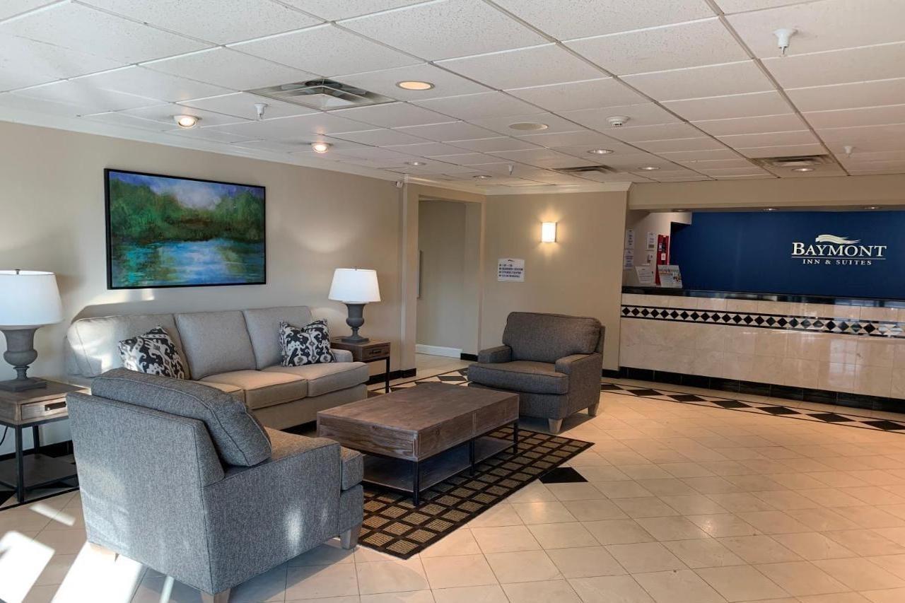 Baymont By Wyndham Latham Albany Airport Hotell Eksteriør bilde