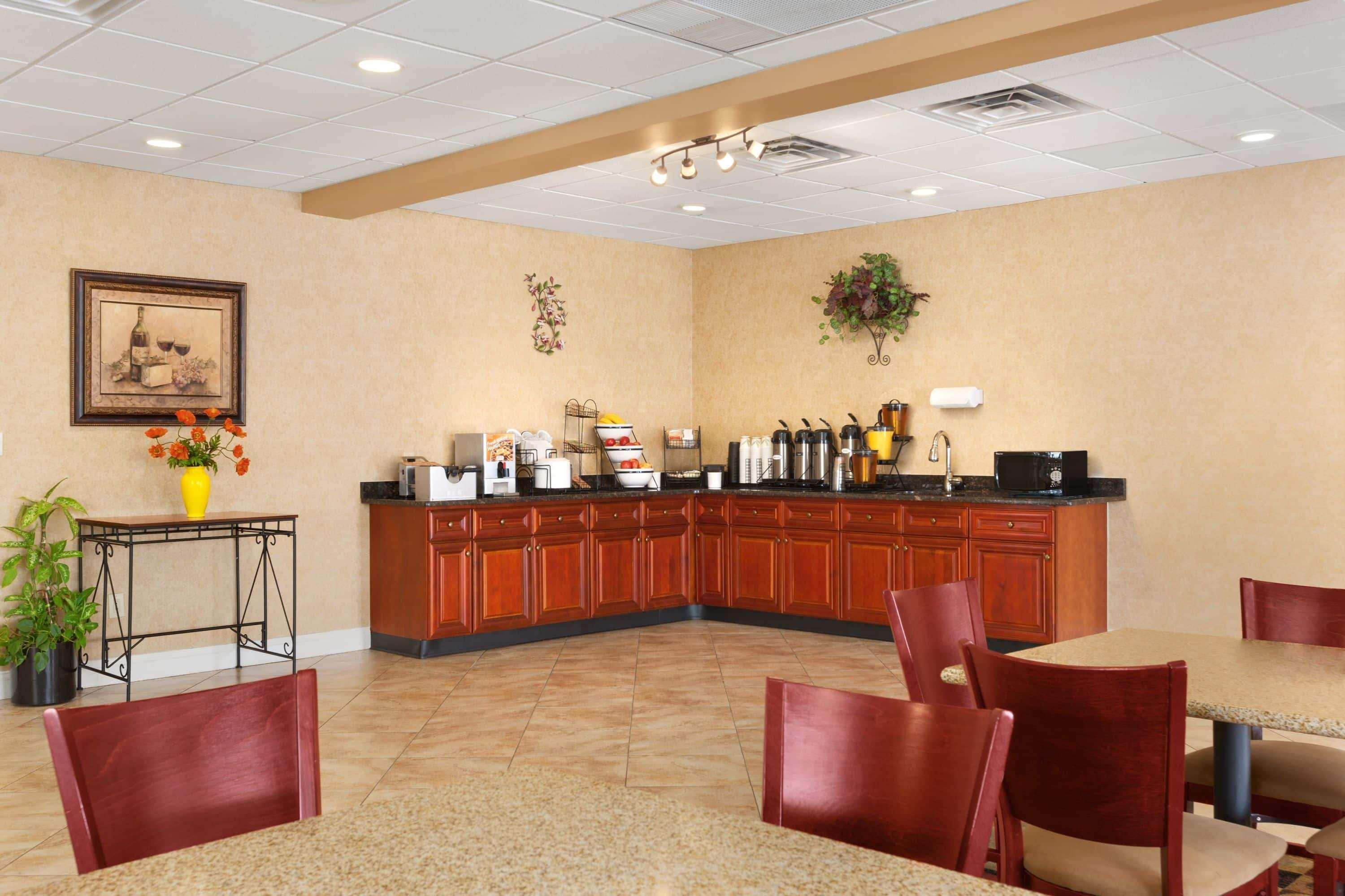 Baymont By Wyndham Latham Albany Airport Hotell Eksteriør bilde