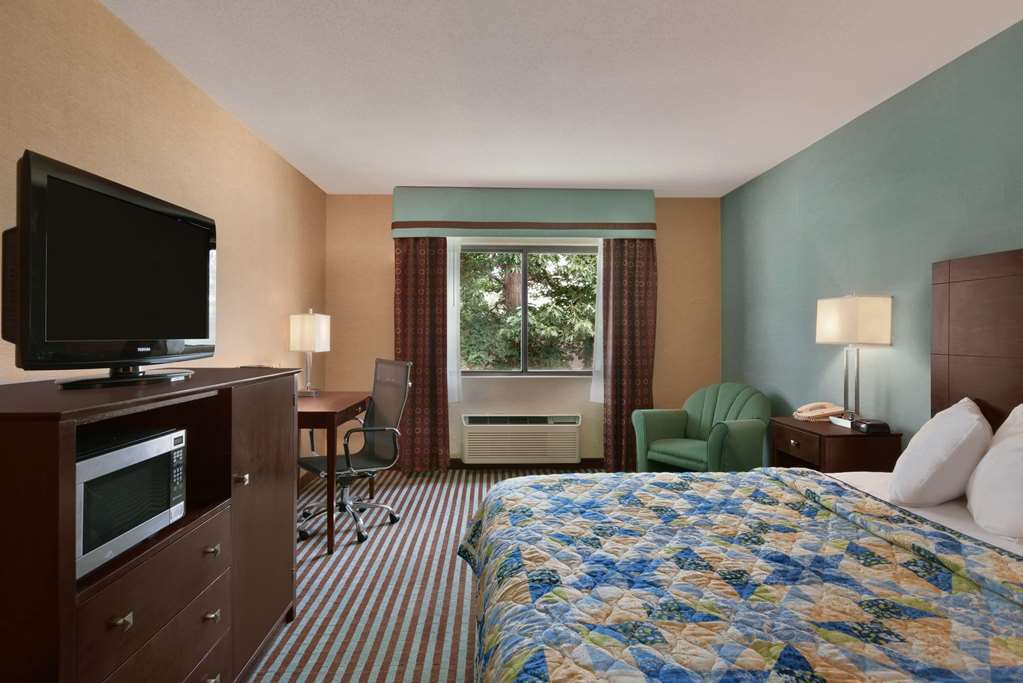 Baymont By Wyndham Latham Albany Airport Hotell Rom bilde
